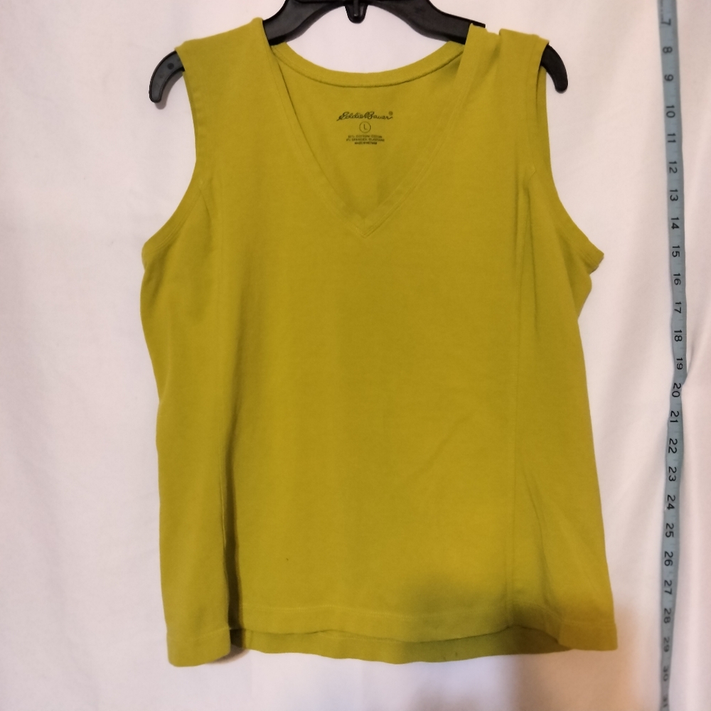 **2/$10**Eddie Bauer green sleeveless under shirt size large